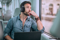 Гарнитура мониторные Creative Zen Hybrid 1.2м черный беспроводные bluetooth оголовье (51EF1010AA001)